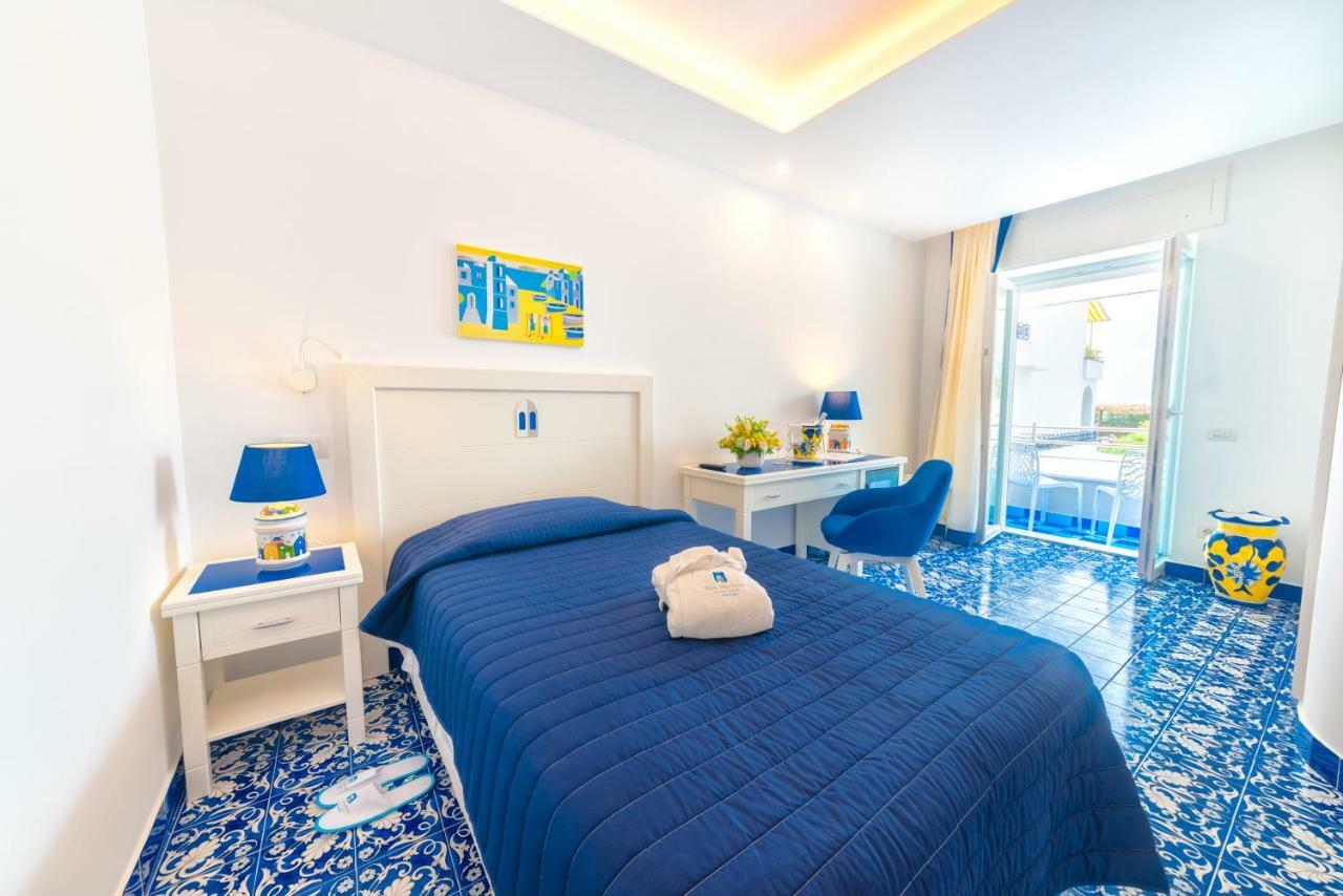 San Michele Hotel & Spa Sant'Angelo  Bagian luar foto